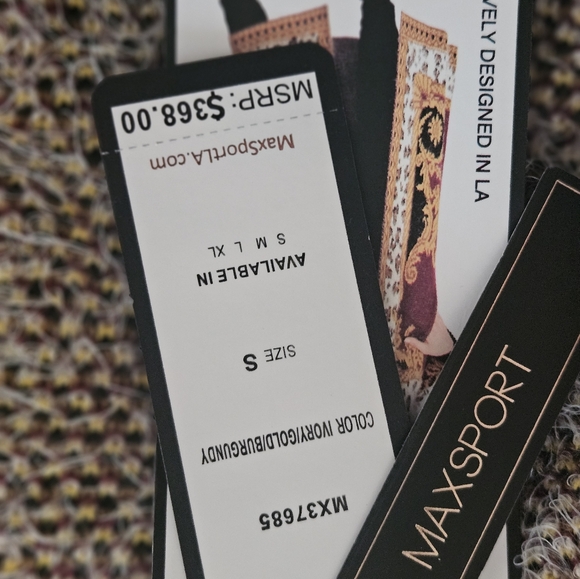 MAXSPORT maxi sweater NWT size S 368$ tag still on gold burgundy cream. … - Picture 15 of 15